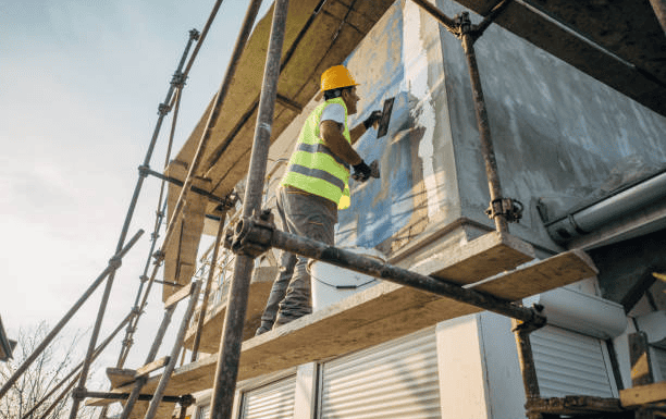 Gevelrenovatie en slim energiegebruik: van isoleren tot een thuisbatterij